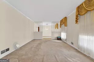 5227 Beechwood Forest Dr, Lithonia, GA 30038 - Photo 12