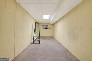 5227 Beechwood Forest Dr, Lithonia, GA 30038 - Photo 40