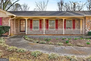 5227 Beechwood Forest Dr, Lithonia, GA 30038 - Photo 6