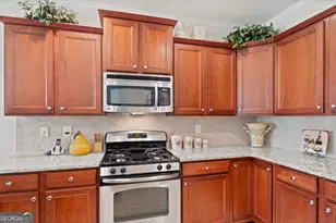 810 Dusky Sap Ct, Griffin, GA 30223 - Photo 12