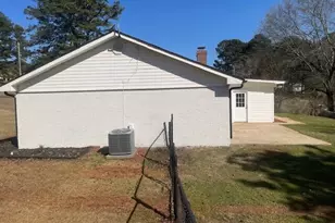 115 Meadowland Trail, Lagrange, GA 30240 - Photo 4