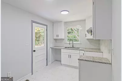 1124 N Beddingfield Drive, Macon, GA 31206 - Photo 12