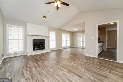 232 Farmbrook Parkway, Stockbridge, GA 30281 - Photo 4