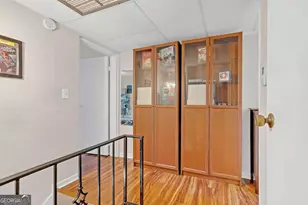 276 Lakemoore Dr NE, Atlanta, GA 30342 - Photo 16