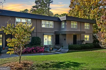 276 Lakemoore Drive NE #E, Atlanta, GA 30342 - Photo 2