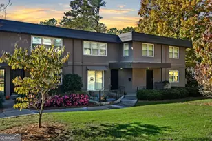 276 Lakemoore Dr NE, Atlanta, GA 30342 - Photo 2