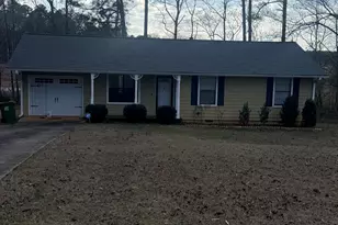 245 W James Cir, Hampton, GA 30228 - Photo 14