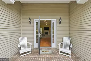 113 Suffolk Rd, Savannah, GA 31410 - Photo 6