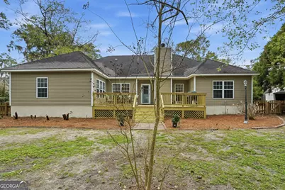 113 Suffolk Road, Savannah, GA 31410 - Photo 2