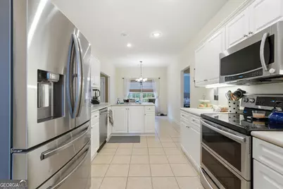 113 Suffolk Road, Savannah, GA 31410 - Photo 14