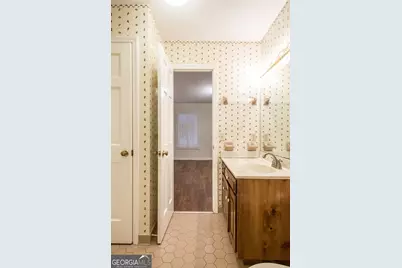 810 Saint Marys Drive, Waycross, GA 31501 - Photo 32