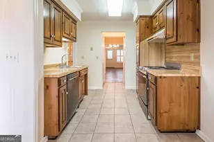 810 St Marys Dr, Waycross, GA 31501 - Photo 8