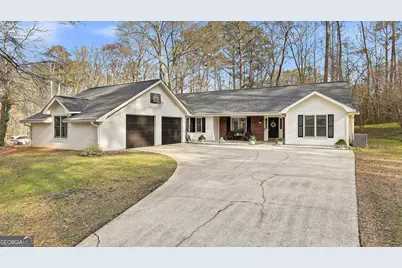 135 Spring Forest Way, Sharpsburg, GA 30277 - Photo 1