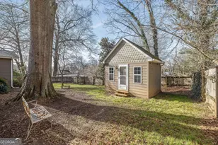 231 E Morgan St, Clarkesville, GA 30523 - Photo 26