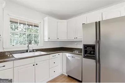 305 Brookwood Drive SW, Marietta, GA 30064 - Photo 8