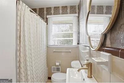 305 Brookwood Drive SW, Marietta, GA 30064 - Photo 14