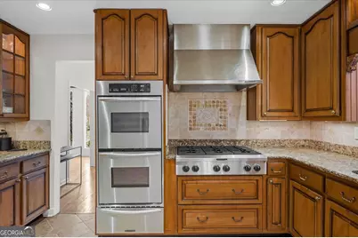 5129 Stratham Drive, Dunwoody, GA 30338 - Photo 16