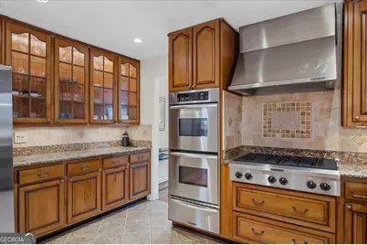 5129 Stratham Drive, Dunwoody, GA 30338 - Photo 18