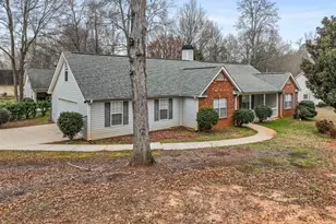 215 Pebble Creek Dr, McDonough, GA 30253 - Photo 1