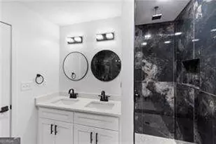 4307 Cedar Wood Dr SW, Lilburn, GA 30047 - Photo 20