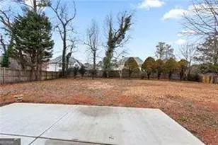 4307 Cedar Wood Dr SW, Lilburn, GA 30047 - Photo 6