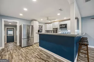 303 Mahan St, Saint Marys, GA 31558 - Photo 8
