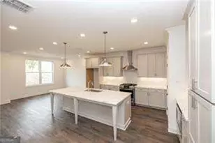 816 Dodd Trl, Buford, GA 30518 - Photo 4