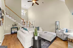 318 Waterford Cir, Cornelia, GA 30531 - Photo 12