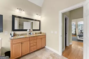 318 Waterford Cir, Cornelia, GA 30531 - Photo 16