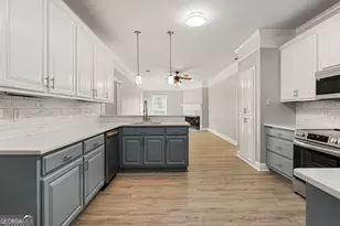 2901 Creekstone Ln, Phenix City, AL 36867 - Photo 8