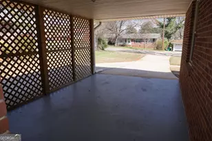 5647 Highland St, Forest Park, GA 30297 - Photo 20