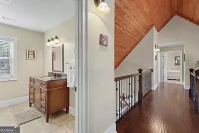 421 Hickory Nut Mtn, Tallulah Falls, GA 30573 - Photo 60