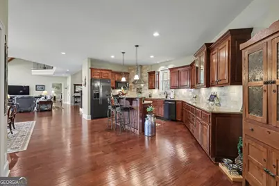 421 Hickory Nut Mtn, Tallulah Falls, GA 30573 - Photo 36