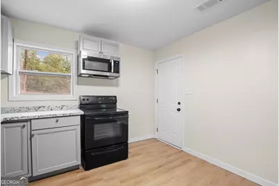 13 Elm Circle, Newnan, GA 30263 - Photo 12