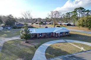 185 Pierce St, Jesup, GA 31545 - Photo 10