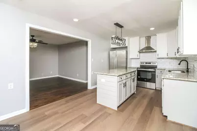 2362 Macon Drive SW, Atlanta, GA 30315 - Photo 8