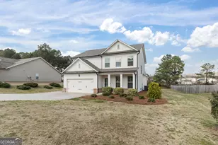 104 Candler Park Dr, Winder, GA 30680 - Photo 4