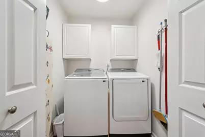 266 The South Chace, Atlanta, GA 30328 - Photo 40