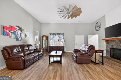 213 Randall Drive, Carrollton, GA 30117 - Photo 6