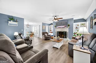 141 Meadow Dr, Forsyth, GA 31029 - Photo 14