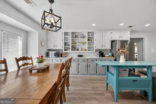 141 Meadow Dr, Forsyth, GA 31029 - Photo 8