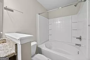 4497 Ravenwood Dr, Union City, GA 30291 - Photo 14
