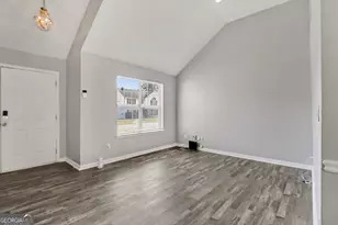 2839 Rambling Way, Lithonia, GA 30058 - Photo 14