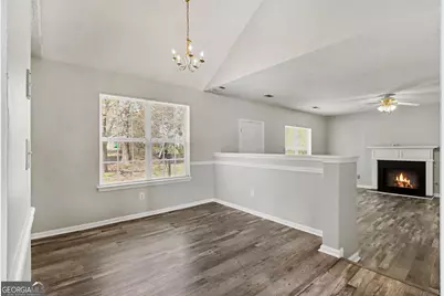 2839 Rambling Way, Lithonia, GA 30058 - Photo 8