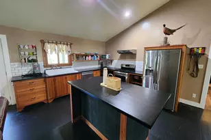 162 Bacon St, Irwinton, GA 31042 - Photo 12