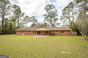 2775 Seminole Trail, Waycross, GA 31503 - Photo 8