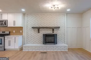 855 E Lanier Ave, Fayetteville, GA 30215 - Photo 8