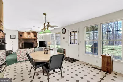 6409 Eva Road, Flowery Branch, GA 30542 - Photo 28