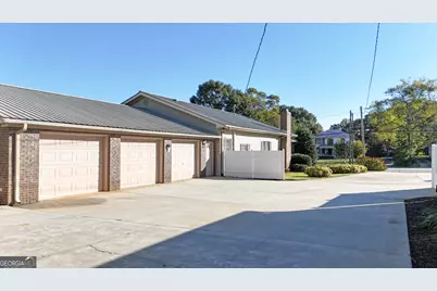 5474 Vickery Street, Lavonia, GA 30553 - Photo 16