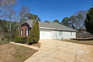 125 Planters Walk, Locust Grove, GA 30248 - Photo 4